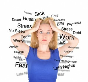 Endişe ve stres zamanlarında mutluluğa ulaşmak mümkün mü? Bu üç araçla birlikte. Bu tekniklerle stres ve kaygının üstesinden gelin. 