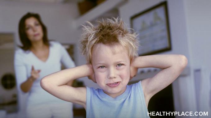 Borderline kişilik bozukluğu (BPD) olan bir çocuğa ebeveynlik yapmak veya bir BPD gencine ebeveynlik yapmak belirli bir beceri seti gerektirir. BPD'yi anlayın ve HealthyPlace'da becerileri öğrenin.