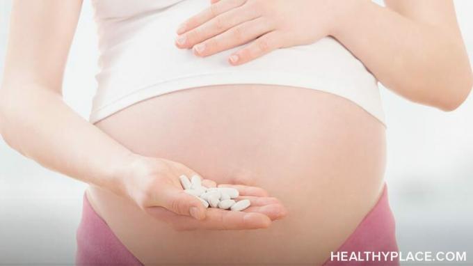 DEHB olan hamile bir kadın uyarıcı ilaç almalı mı? Kesin bir cevap yoktur, ancak fetus için dikkate alınması gereken riskler vardır.