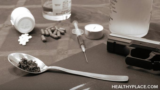 Uyuşturucu bağımlılığı ciddi bir sağlık sorunudur. Uyuşturucu bağımlılığının anlamını, uyuşturucu bağımlılıklarının nasıl başladığını, uyuşturucu bağımlılıklarının nedenlerini, diğer uyuşturucu bağımlılığı bilgilerini öğrenin.